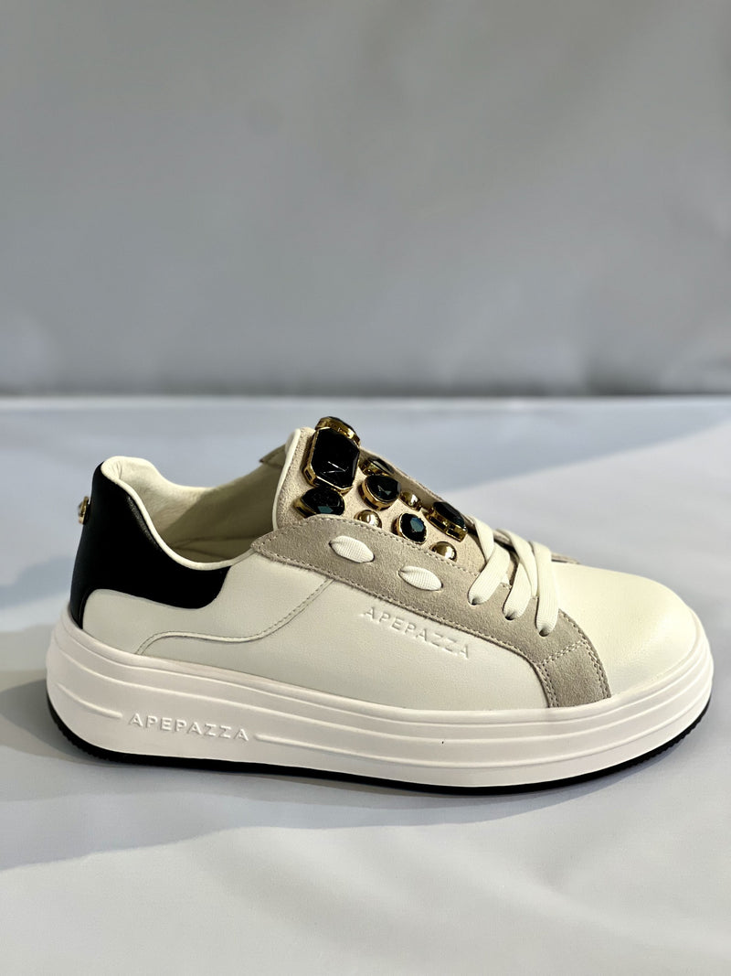 Sneakers gioiello nero-APEPAZZA